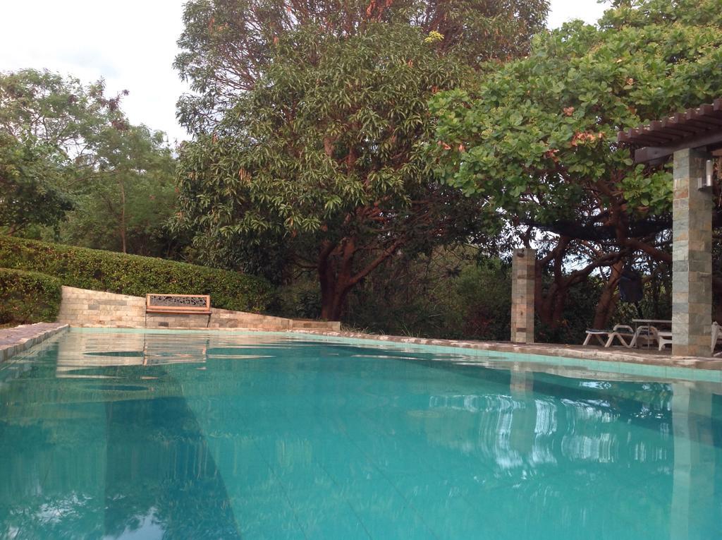Vila Native House With Beautiful Pool Bagac Exteriér fotografie