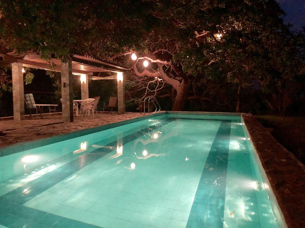 Vila Native House With Beautiful Pool Bagac Exteriér fotografie
